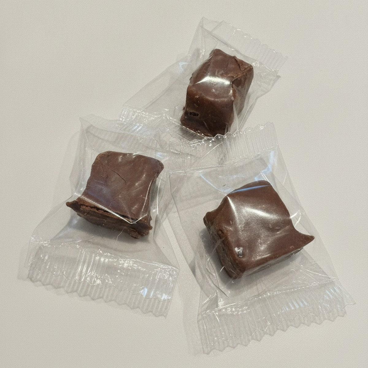 Gerçek Çikolata Kaplı Fındıklı Çifte Kavrulmuş Lokum – Tek Tek Paketli (5 kg)