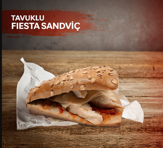 Tavuklu Fiesta Sandviç   – 1 Kutu (  12 Adet )